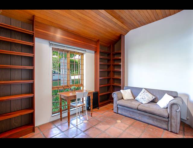 3 BEDROOM HOUSE RENTED IN CONSTANTIA